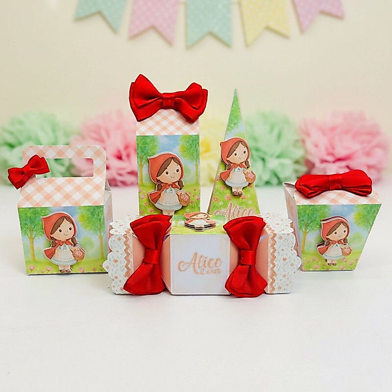Kit Festa Personalizado  Chapeuzinho  vermelho– Caixas Milk, Bala, Pirâmide, Sushi e Mala – Lembrancinha Aniversário