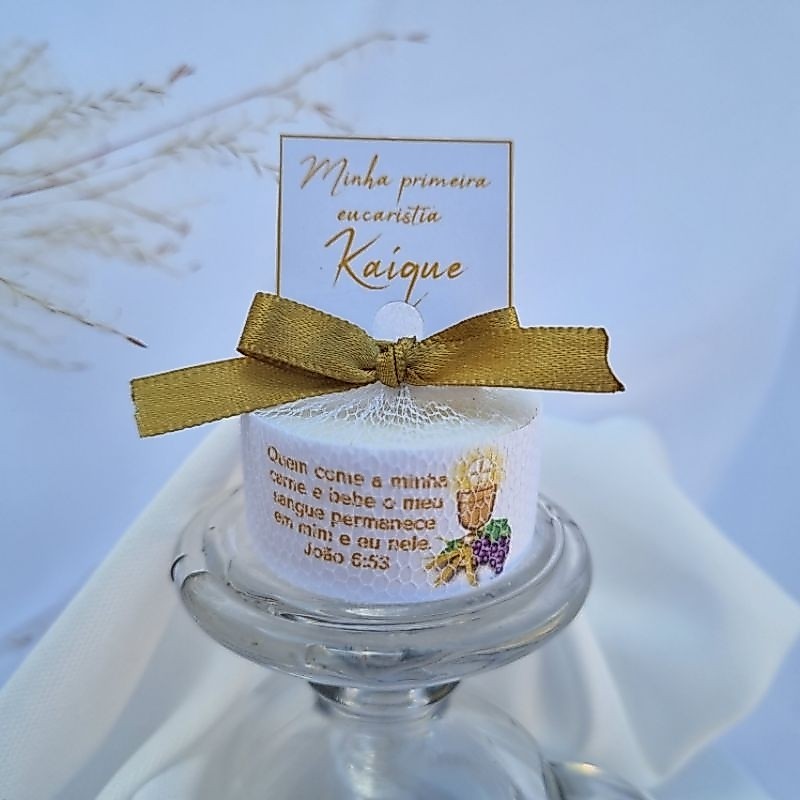 kit com 10 mini velas aromáticas personalizadas para lembrançinha de Crisma e primeira eucaristia