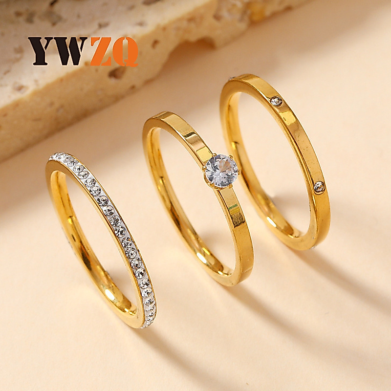 R RUBY Anel de aço inoxidável conjunto de três peças luz luxo High-End diamante argila anel de diamante feminino dedo in