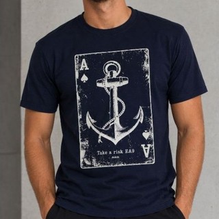camiseta masculina estampada azul marinho