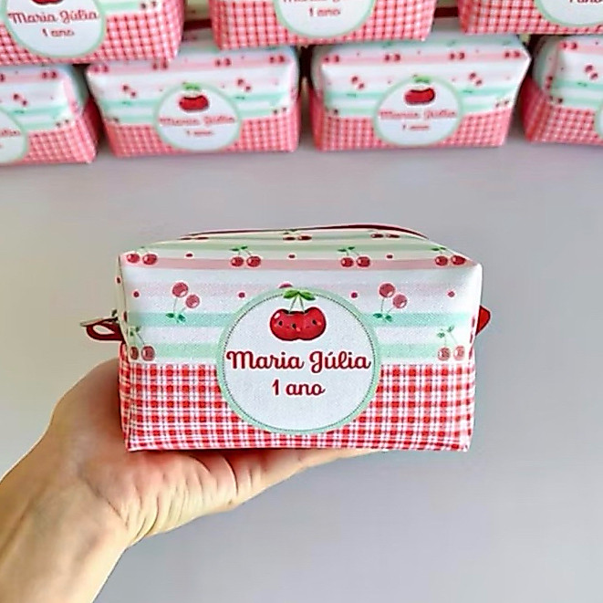 Necessaire Personalizada Infantil Tema Cerejinha kit 10 unidade– Lembrancinha Luxo Aniversário 1 Ano
