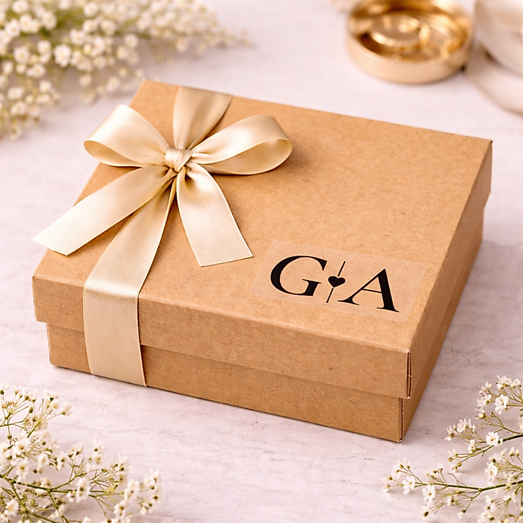 Adesivo Personalizado Transparente Inicial do Casal para Caixa de Padrinhos Lembrancinha Casamento