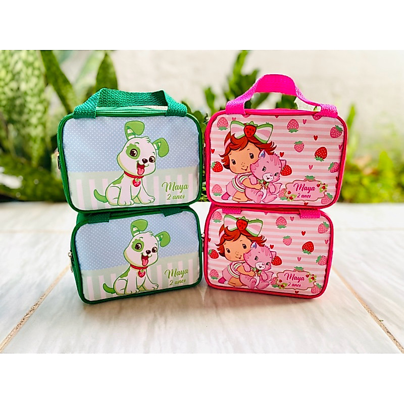 Bolsinha Moranguinho Baby Personalizada Com Nome e Idade - Lembrancinha de aniversário - Maletinha - Necessarie
