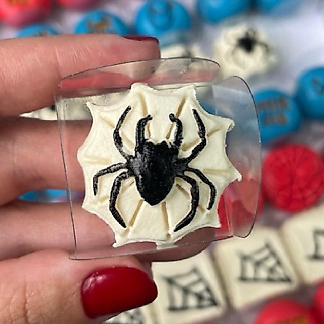 Modelador Ejetor para Doces e Brigadeiros - Teia Homem Aranha