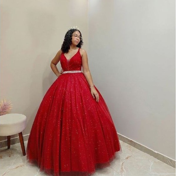 Vestido Longo Princesa Para Debutante 15 Anos Marsala Bordô Vinho Preto