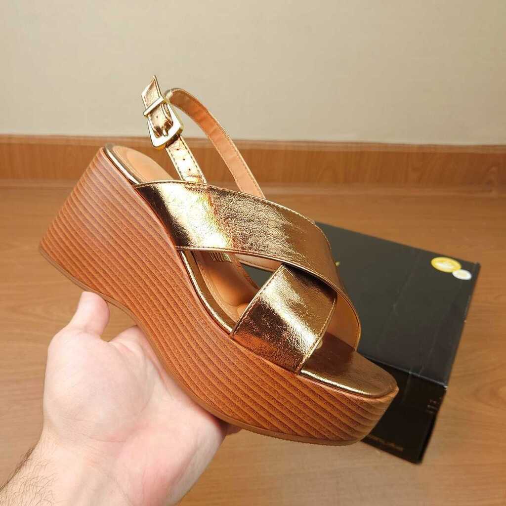 VIZZANO SANDALIA MODERNA SALTO PLATAFORMA CONFORTAVEL REF 6559.201 BRONZE