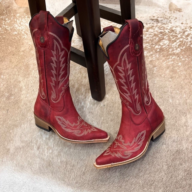 BOTA TEXANA COURO LEGÍTIMO BORDADO WEST SOLADO MADEIRA BICO FINO