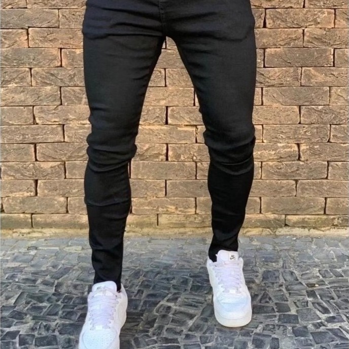 Calça Jeans Masculina Skinny com Elastano para Mais Conforto