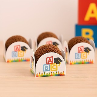 ENVIO RÁPIDO - 50 Forminhas para Doces FORMATURA ABC BRIGADEIRO Personalizada