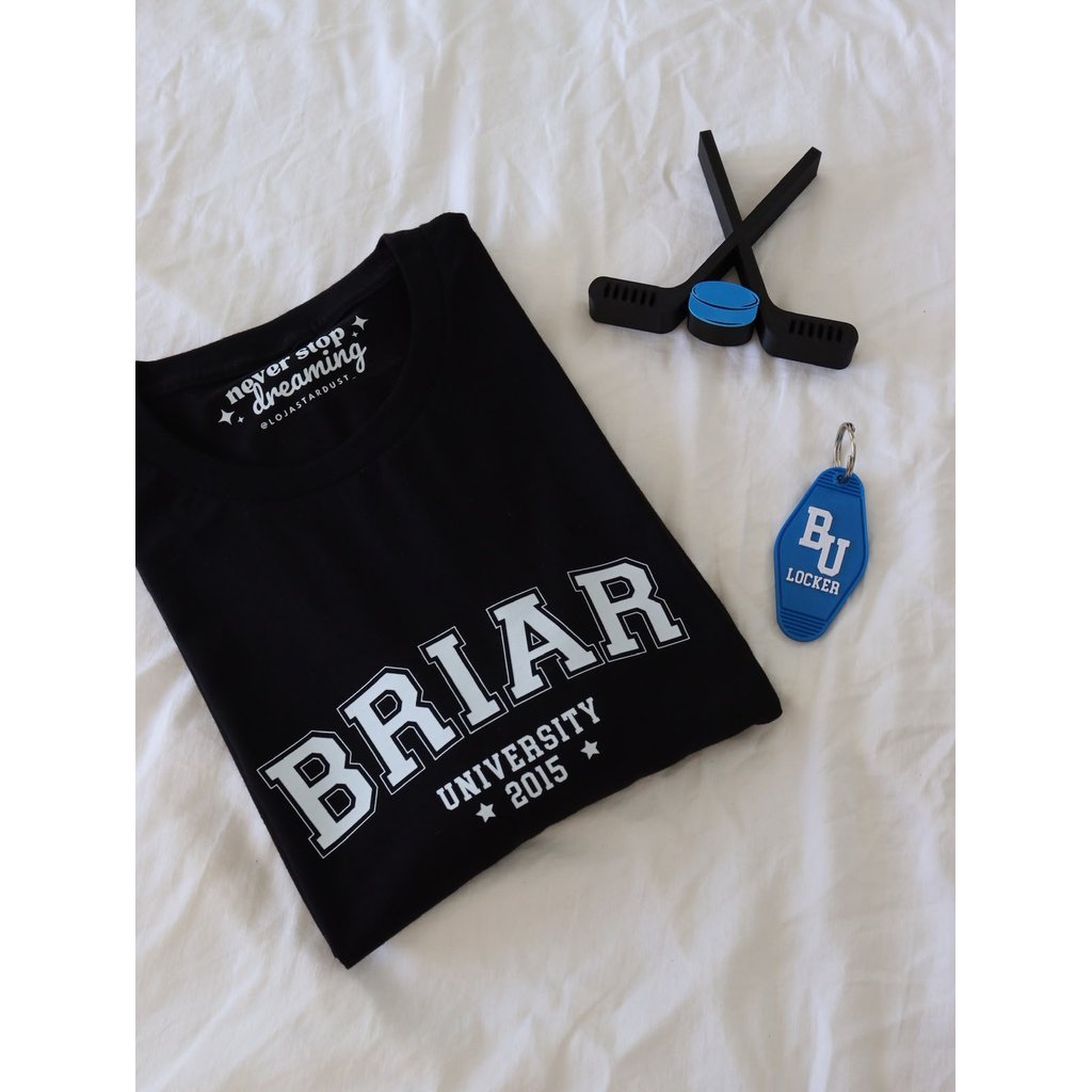 Camiseta BRIAR U - OFF CAMPUS - GARRET, HANNAH, LOGAN, GRACE, DEAN, ALLIE, TUCKER, SABRINA