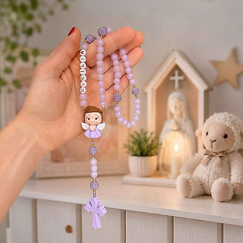 Terço batizado anjinha Lilás kit com caixa de presente e organza  personalizado terço infantil nascimento