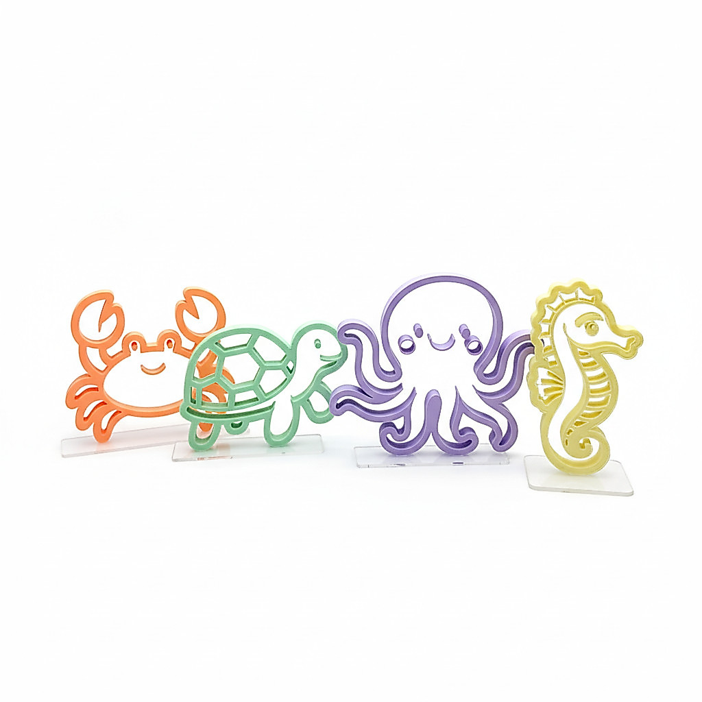 Kit decorativo fundo do mar com figuras vazadas em tons pastéis e acabamento fosco