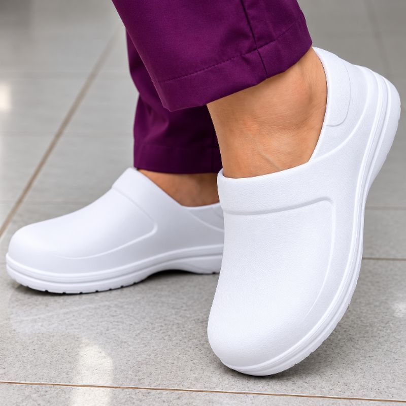 Sapato N-32 Serviço Profissional EPI Cozinha Limpeza Antiderrapante Proteção Fechado Eva Leve Confortável (Nr-32 Yvate)