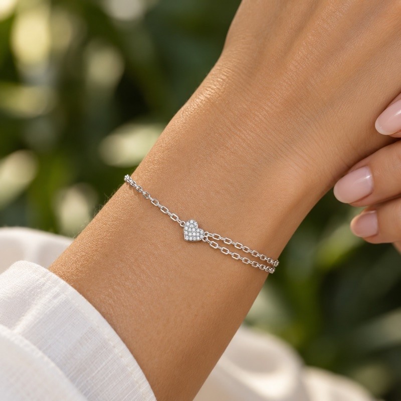 Pulseira Coração Cravejado com Fio Duplo Unilateral em Prata 925 sofisticada e elegante