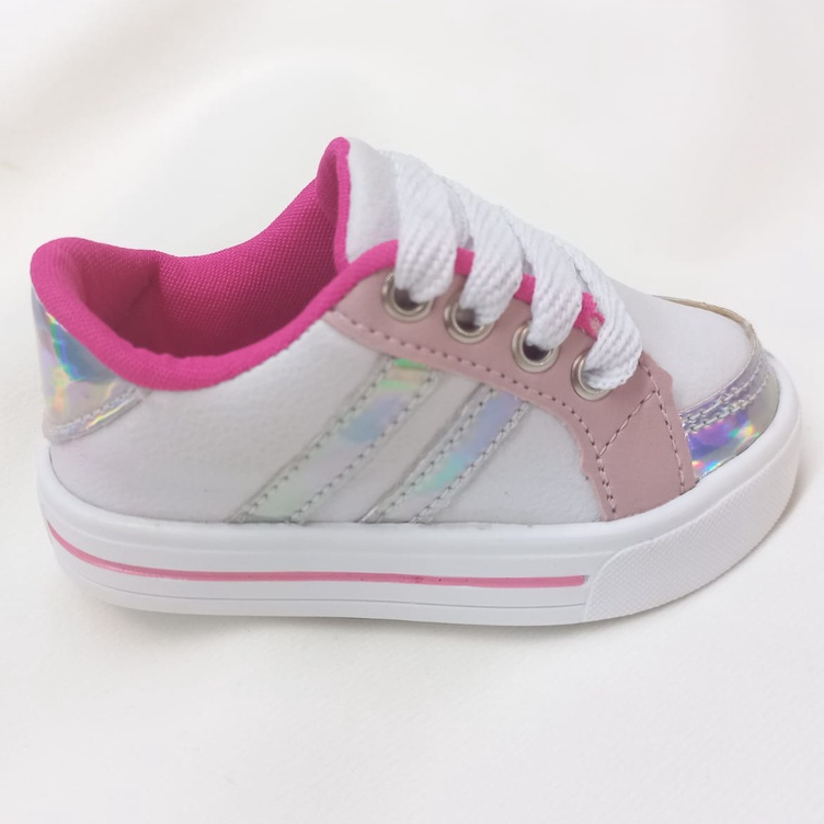 tênis Infantil confortável e estilosoBranco  holográfico em Oferta na Shopee