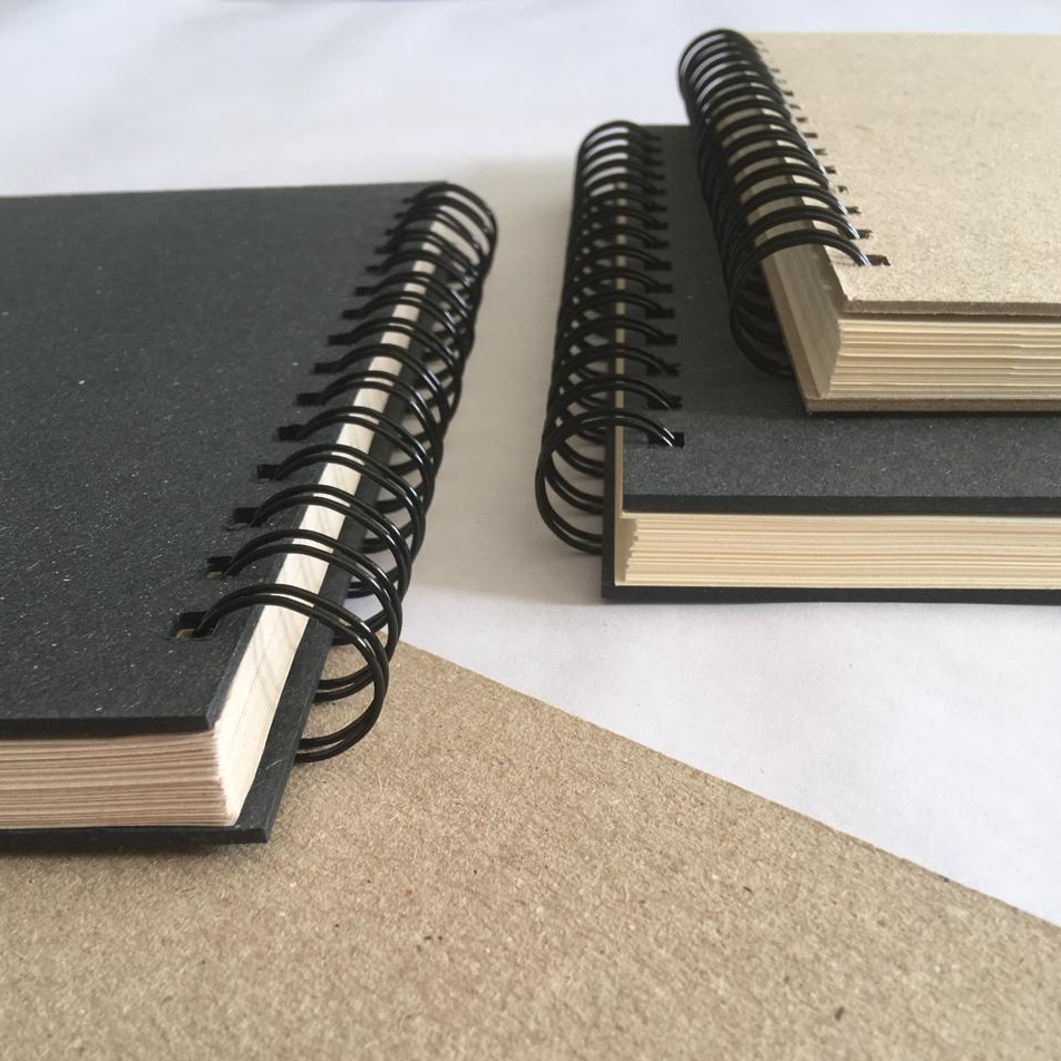 Caderno espiral capa dura pontilhado pautado sketchbook ecológico em Oferta na Shopee