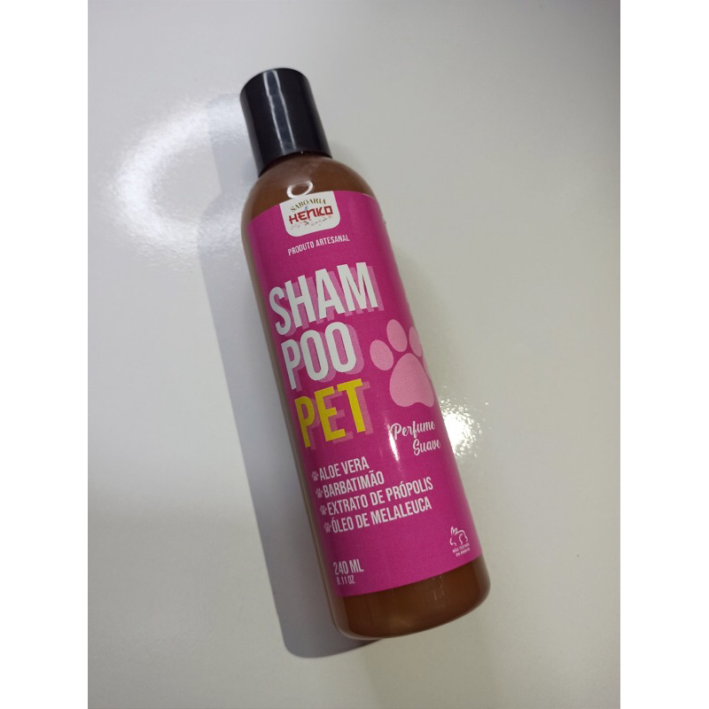 Shampoo para cães e gatos Vegetal com barbatimão ,aloe vera e óleo de neem