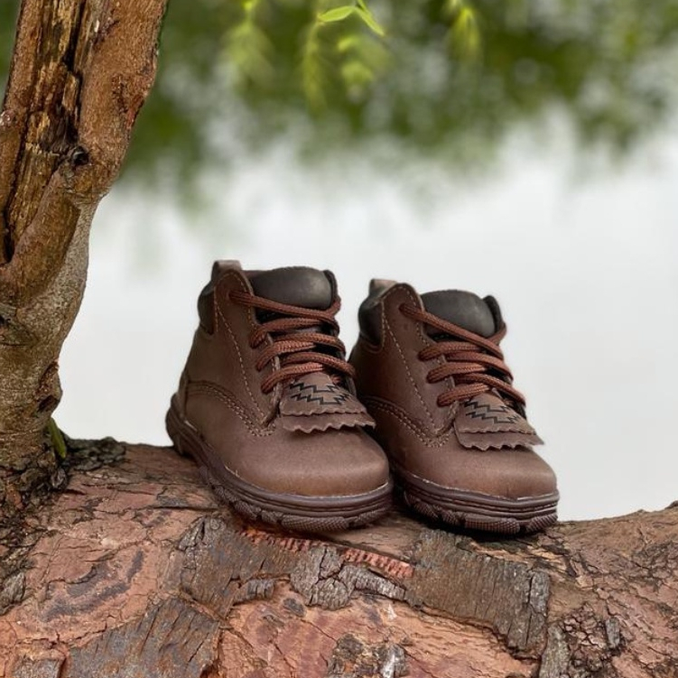 Coturno Infantil Country Caminhos da Roça Original em Couro Legítimo Fóssil Café com Franja