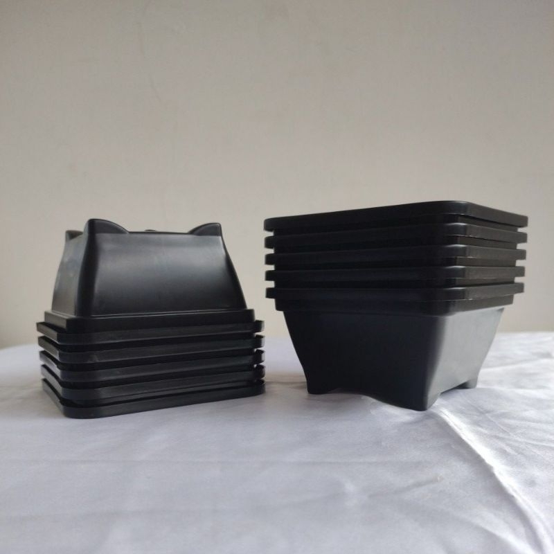 Kit 10 Vasos 13 Quadrado (Bonsai) para plantas na cor Preta