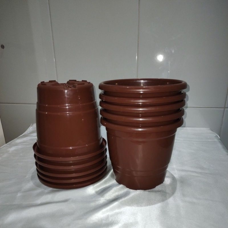 Kit 10 Vasos 17 para Plantas na cor Marrom