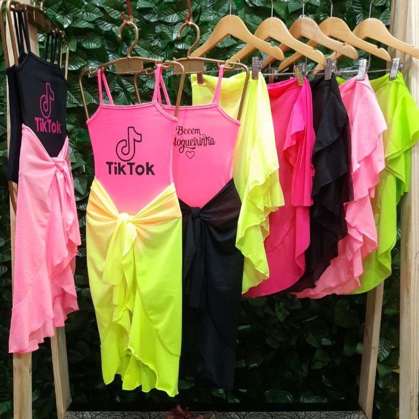 Saida de praia infantil blogueirinha/ Moda praia Infantil