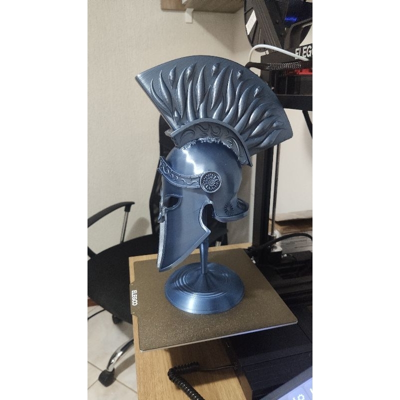 Peça decorativa Elmo Espartano Impressão 3d
