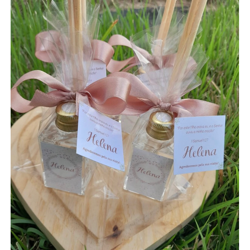 Kit 10/15/25 mini aromatizador lembrancinhas casamento, chá revelação,nascimento, aniversário Rótulo personalizado