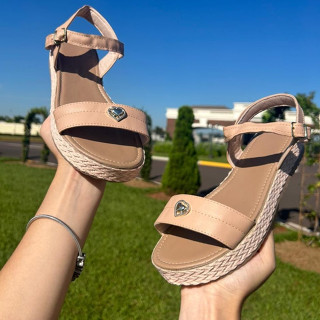 Sandália Feminina Anabela Com Pingente Coração Sandália Plataforma Flatform