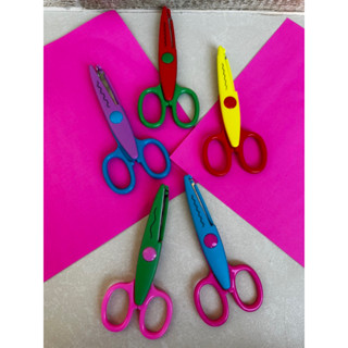 Kit com 4 tesouras de picotar material escolar artes