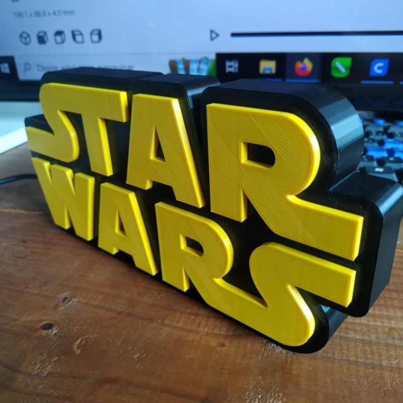 Placa Decorativa Star Wars Personagens Icônicos Coleção Exclusiva -  Escorrega o Preço