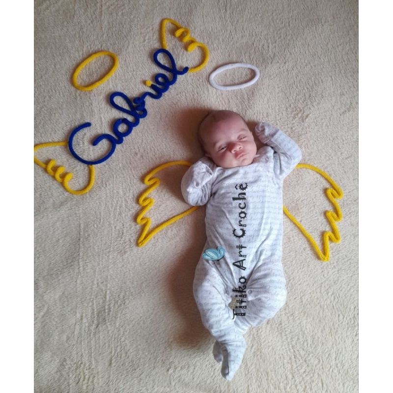 Enfeite para porta maternidade em Tricotin par de asinhas para foto