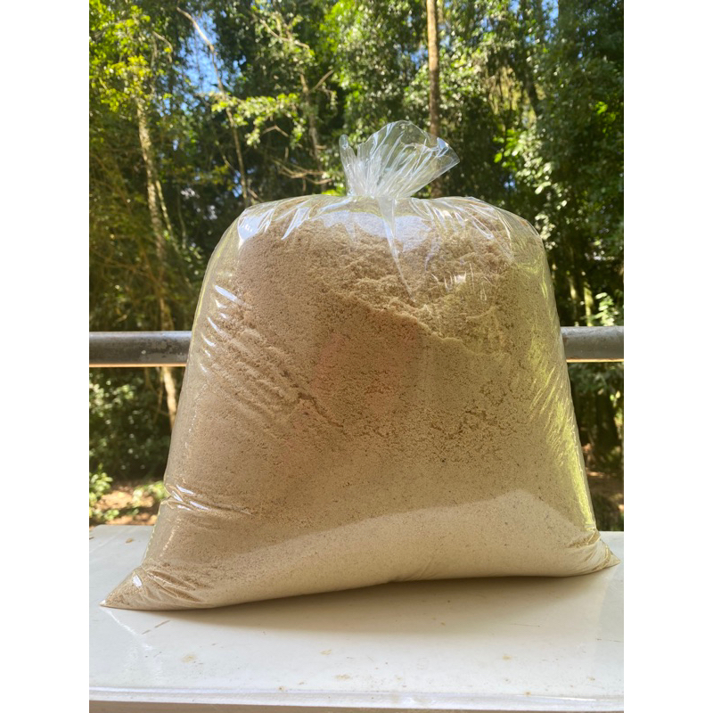 Pó de madeira/Serragem extrafina/Maravalha de pinus - 1,5kg