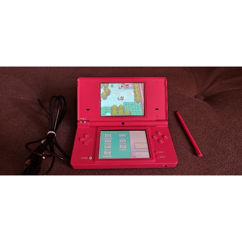Nintendo DSi Rosa usado com R4 - Escorrega o Preço