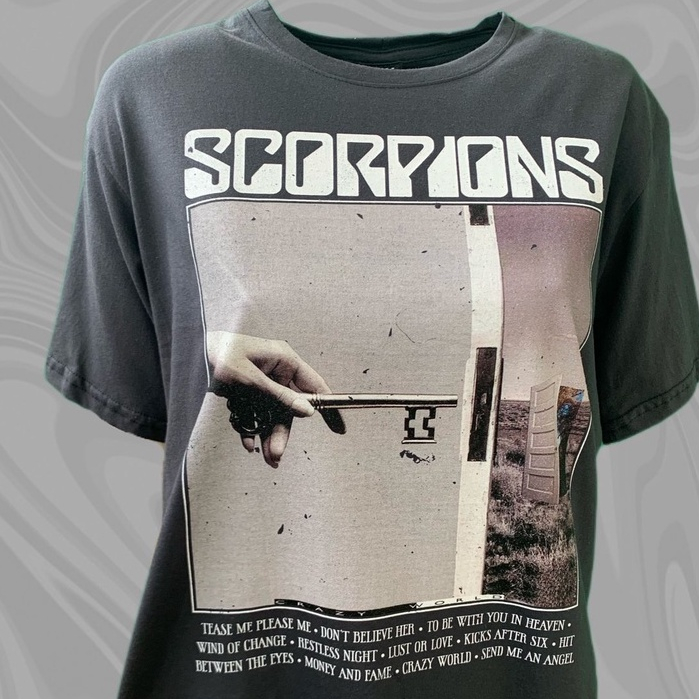 Camiseta Scorpions - Chumbo