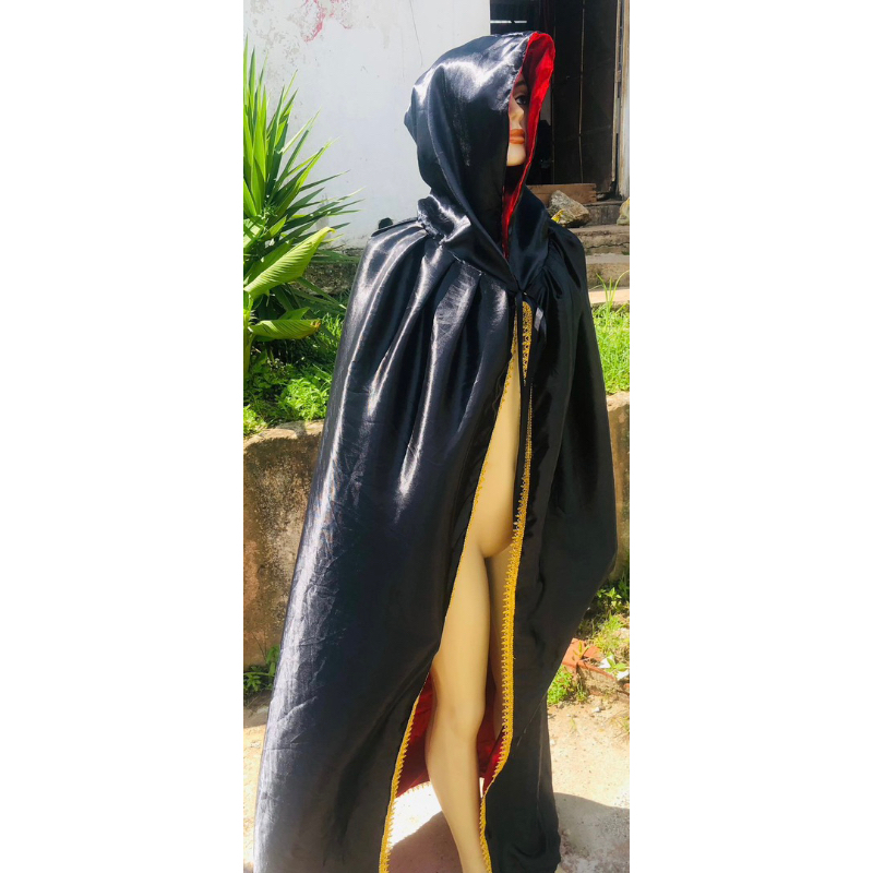 1 Capa para exu em cetim preta e vermelha ou toda preta ou toda vermelha com acabamento dourado 1,60 por 1,50…
