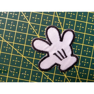 Patch Bordado termocolante mao aberta Mickey