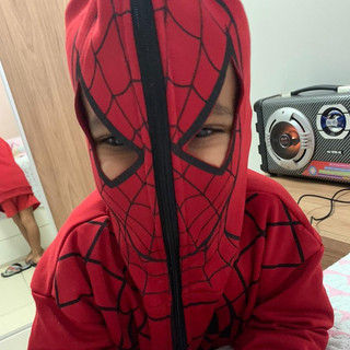 Blusa de frio Homem aranha / casaco infantil com capuz-máscara .