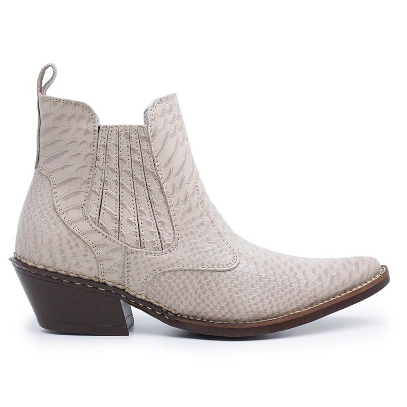 O que é Bota Cano Curto Creme? Guia e Onde Comprar | BuscaProdutos