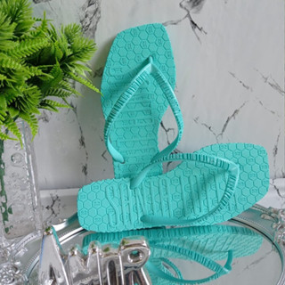 Chinelo Feminino Maldivas Blogueira Rasteirinha Santa Lolla Sandalia de dedo Sandália 33/34