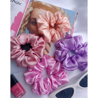 Scrunchies de Cetim/ Pompom de Cetim/ Xuxinha de Cetim
