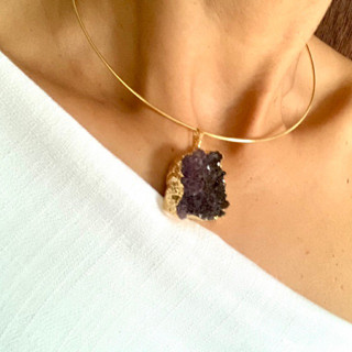 Choker Colar com Pedra Natural em Drusa