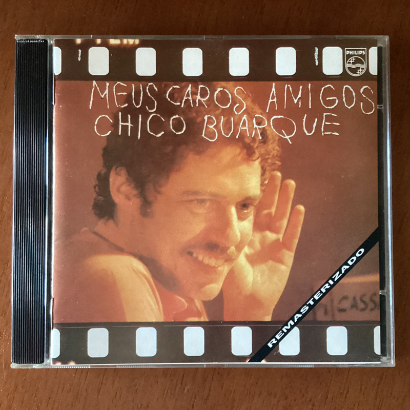 Lote com 5 CDs de Chico Buarque: Uma Palavra, Paratodos, As Cidades, Meus Caros Amigos, Sinal Fechado