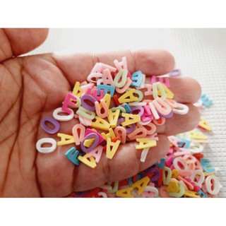 Mini Aplique Letras Vogais Colorida 5gr Aprox. 90 Unidades