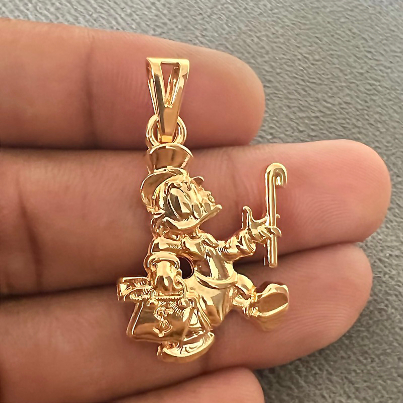 Pingente Masculino Tio patinhas Banhado a ouro em Oferta na Shopee