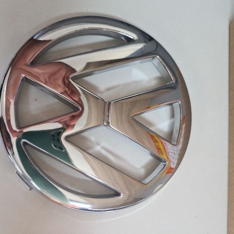 Emblema  da grade Fox/Pollo/Gol Ger.4 2005 acima