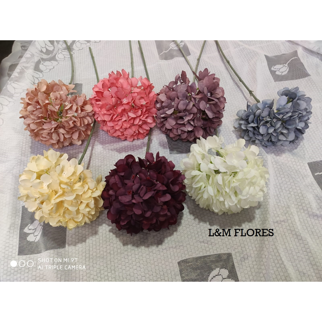 Galho de hortênsia artificial ideal para arranjos e decoração de casamento, festas, ambientes de casa, trabalho e eventos