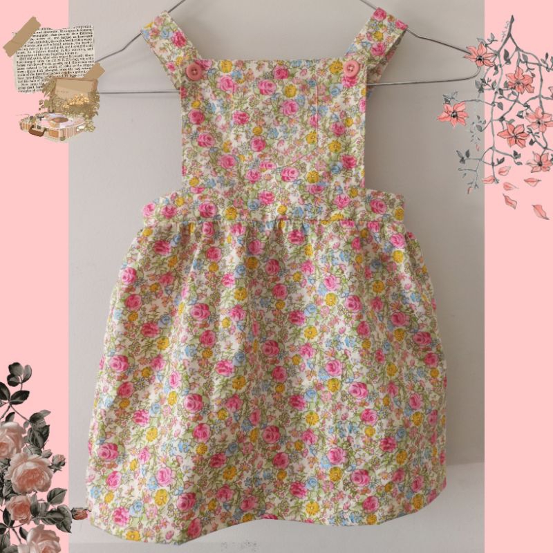 jardineira infantil floral ajustável 9-12 meses