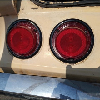 Moldura Lanterna Opala/Caravan 1975-1979