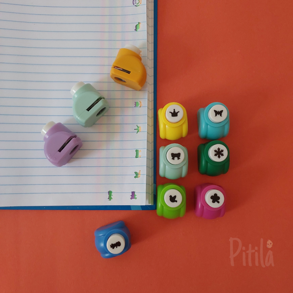 Furador mini perfurador de papel com diversos modelos para personalizar papelaria criativa - artigo de Papelaria