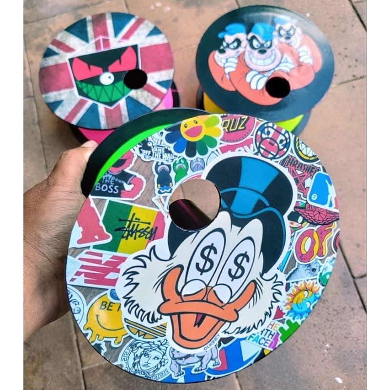 Pipa - Carretilha de Pipa Adesivada com Linha